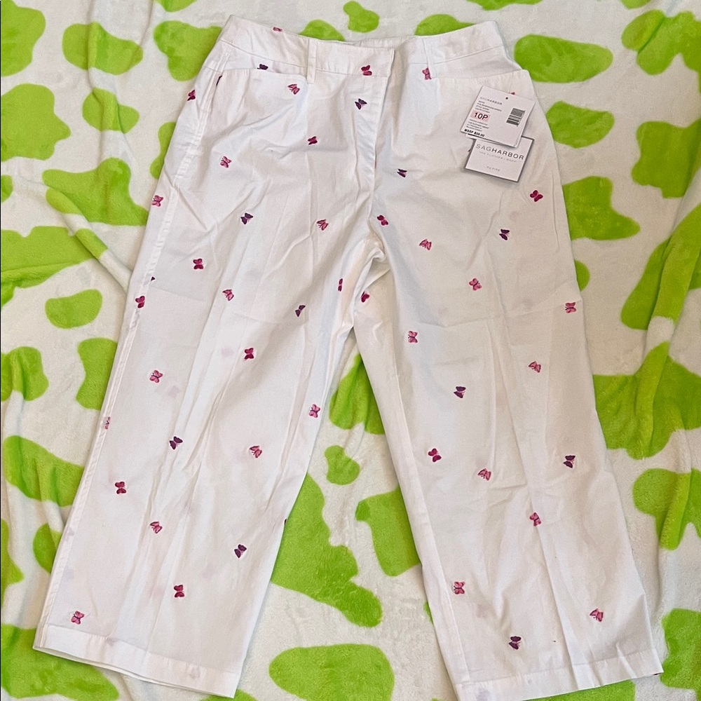 Sag Harbor White Pants with Pink and Red Embroidery